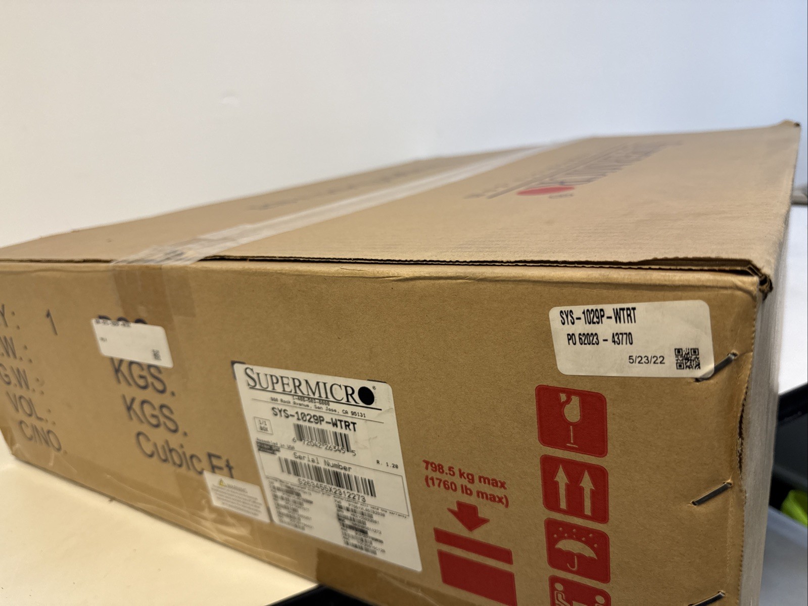 Brand new Sealed SUPERMICRO SYS-1029P-WTRT Server Barebones Chassis w MB& Pwr