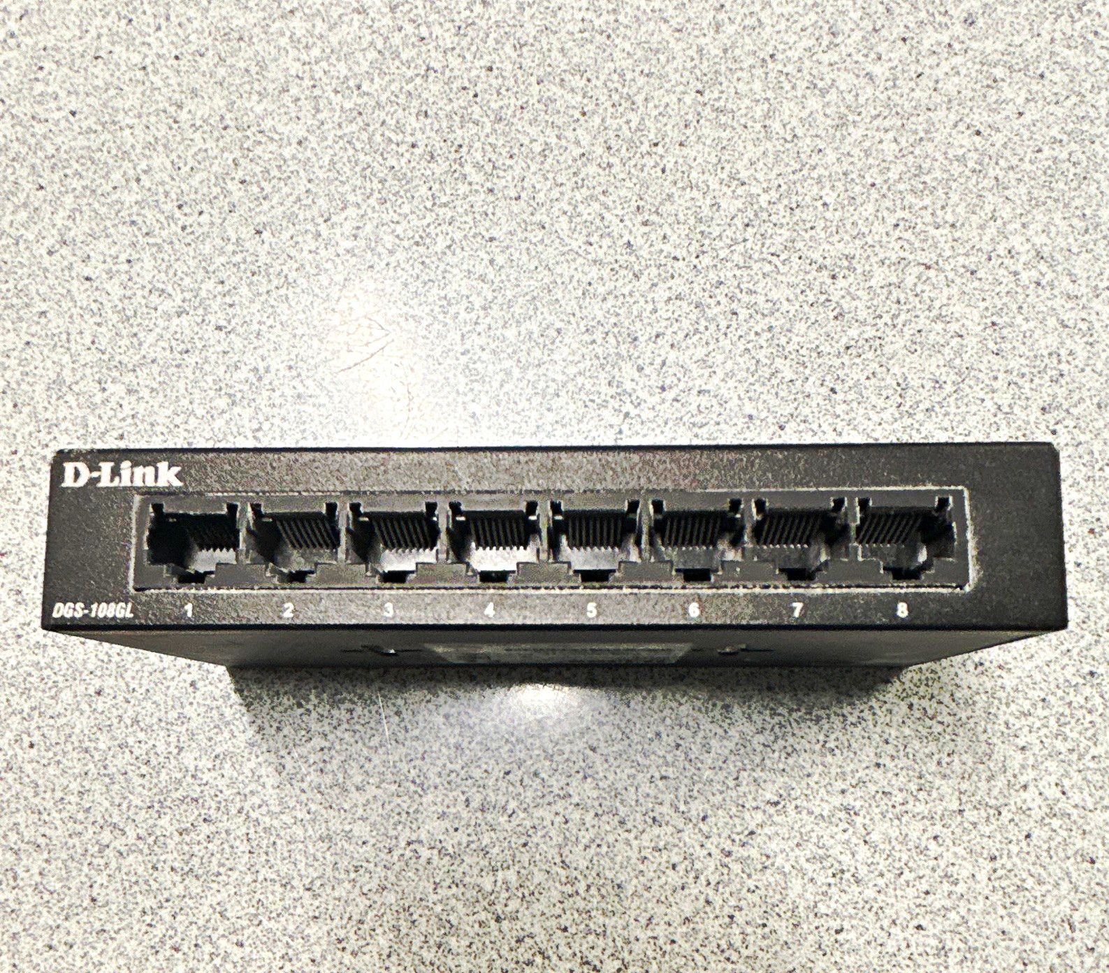 D-Link DGS-108GL 8-Port Gigabit Layer 2 Unmanaged Desktop Switch RJ-45