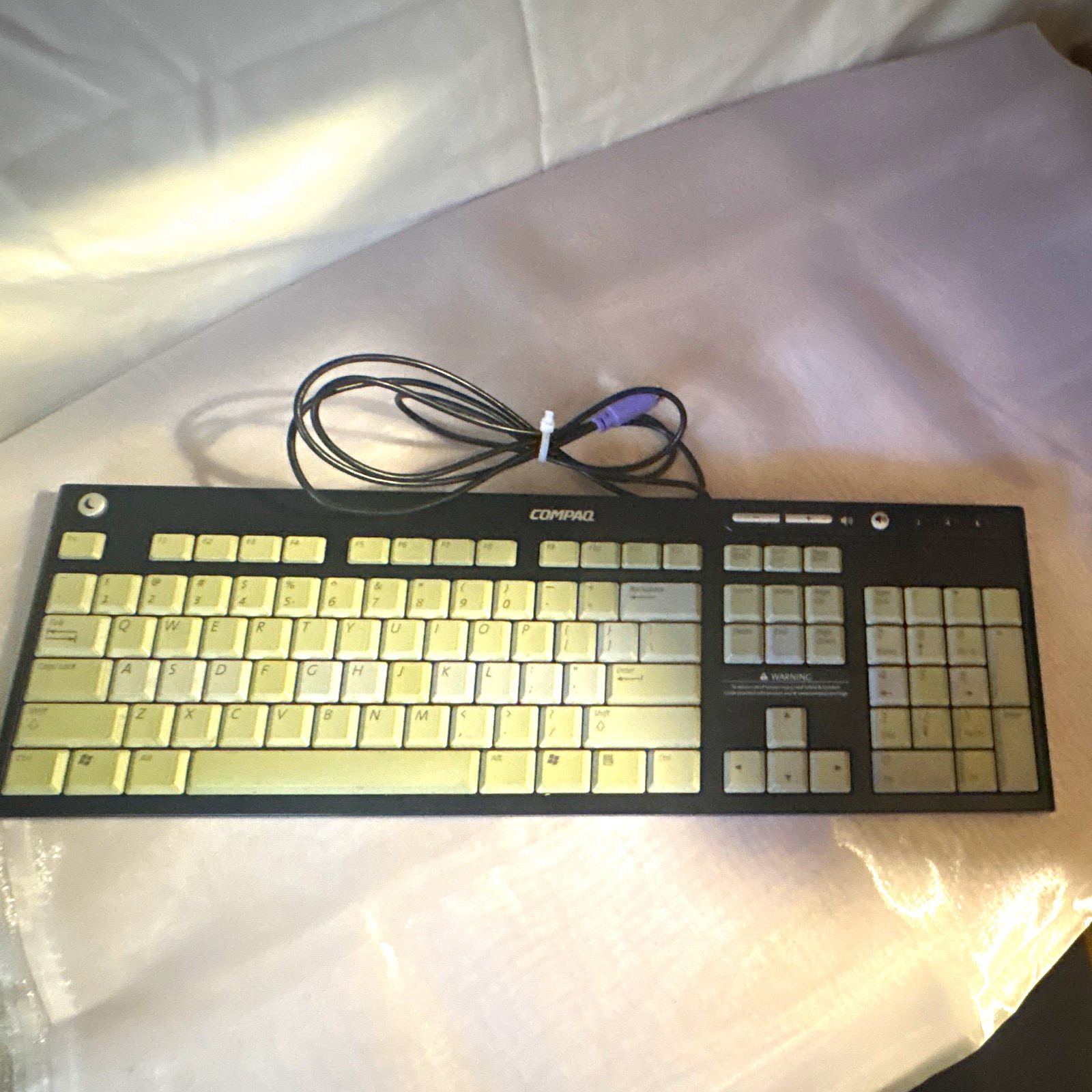 Vintage Compaq 5137 5188-0989 PS/2 Wired Multimedia Keyboard Black UNTESTED