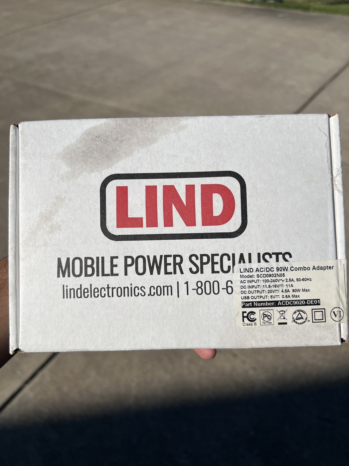Unopened Lind Electronics AC/DC 90W Combo Adapter SCD0902N05