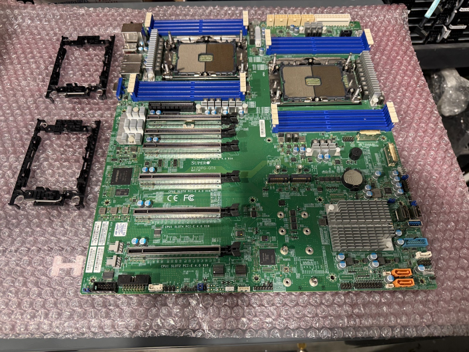 Supermicro X12DPG-QT6 Motherboard LGA 4189 Support Intel 3rd Gen Xeon Scalable