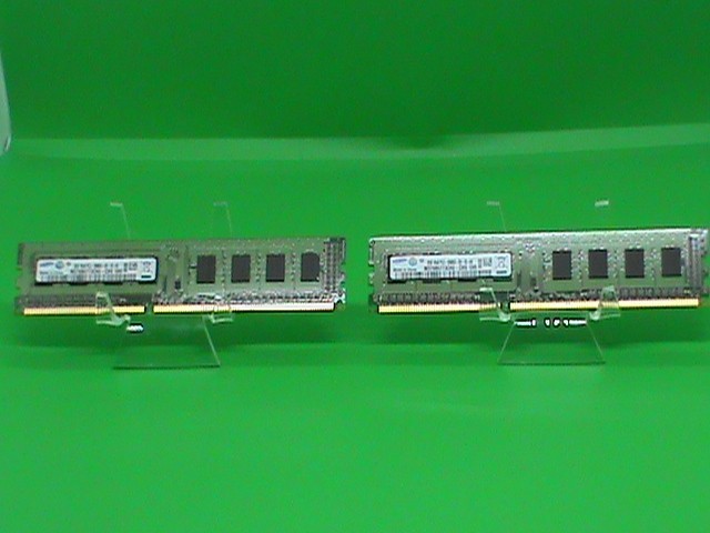 4GB(2x2GB)Samsung DDR3-1333 PC3-10600 Desktop RAM M378B5773CH0-CH9 Non-ECC UDIMM