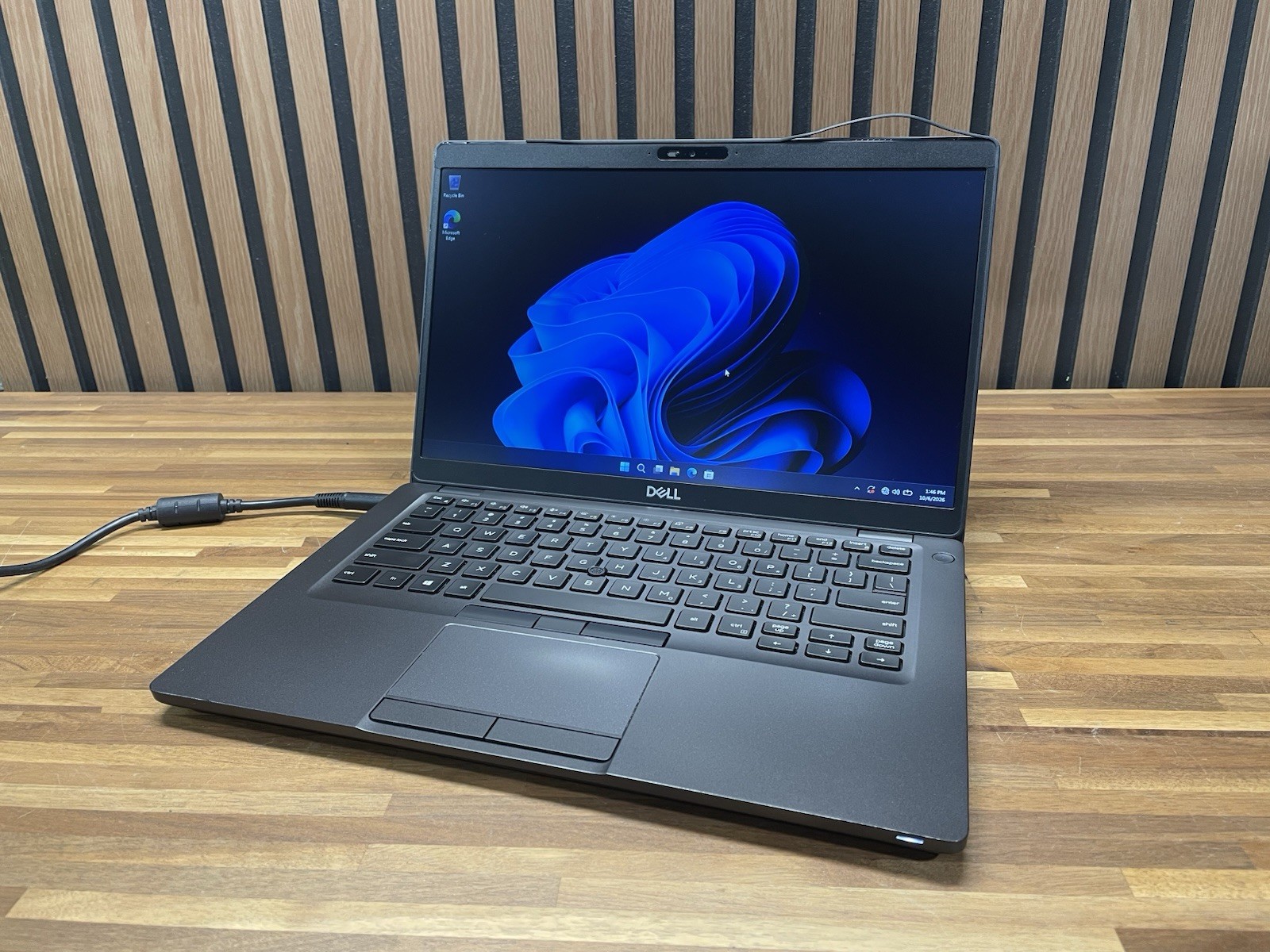 Dell Latitude 5491 13.9” i5-9400H 8GB 256GB NVMe UHD 630 Win11Pro