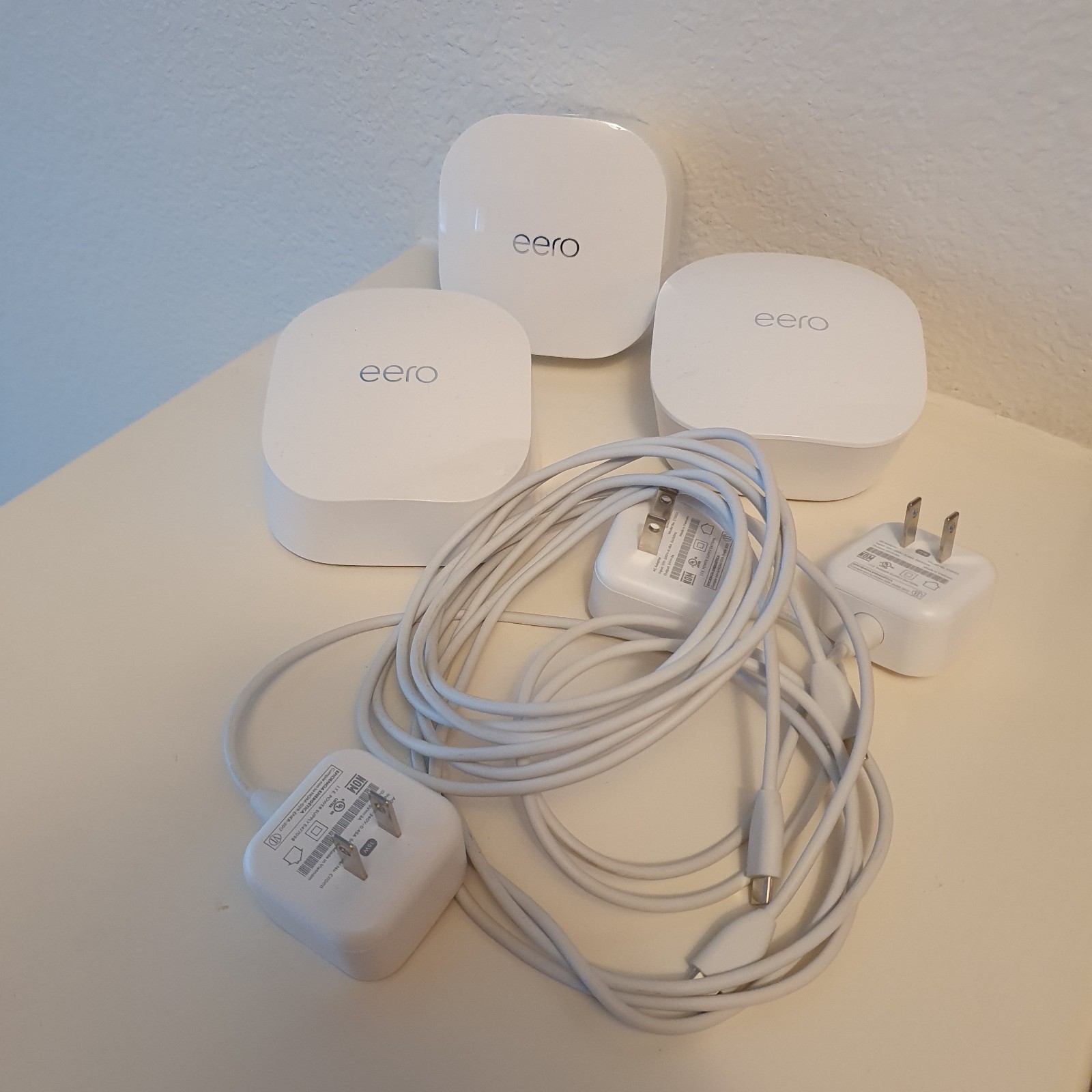 3 piece eero w/ power cables ~ Used Condition ~ Excellent Condition