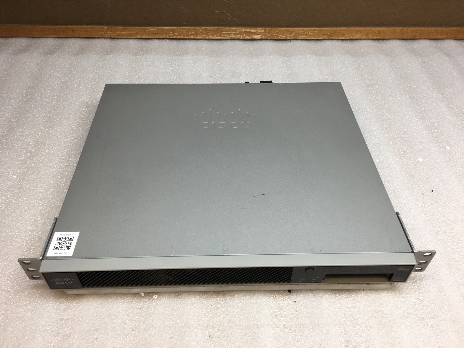 Cisco ASA 5515-X ASA5515 V03 Adaptive Security Appliance Firewall with Rack Ears