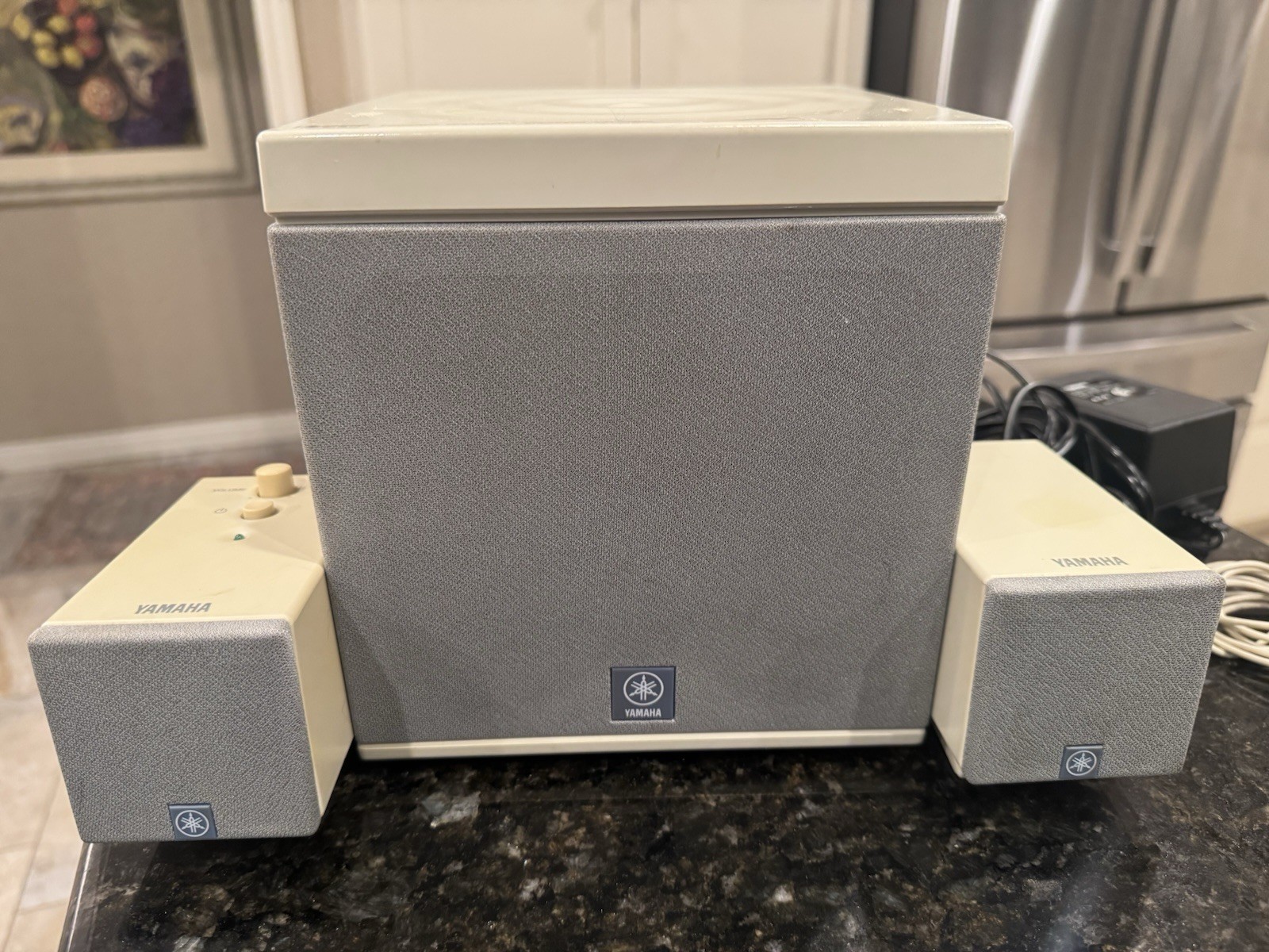 Vintage Yamaha YST-MS30 Powered Multimedia Speaker System Subwoofer 2 Satellites