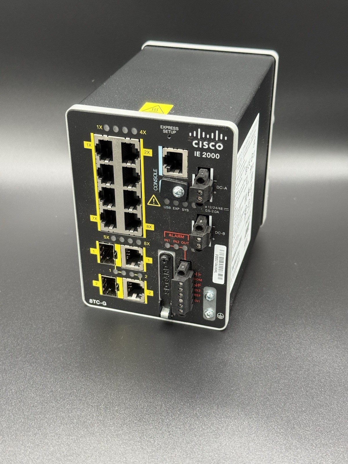 Cisco IE 2000 IE-2000-8TC-G-B 8 Port Industrial Ethernet Switch