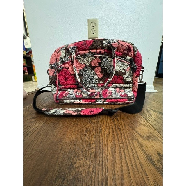 Vera Bradley Mocha Rouge Quilted Laptop Messenger Bag Pink Floral Crossbody