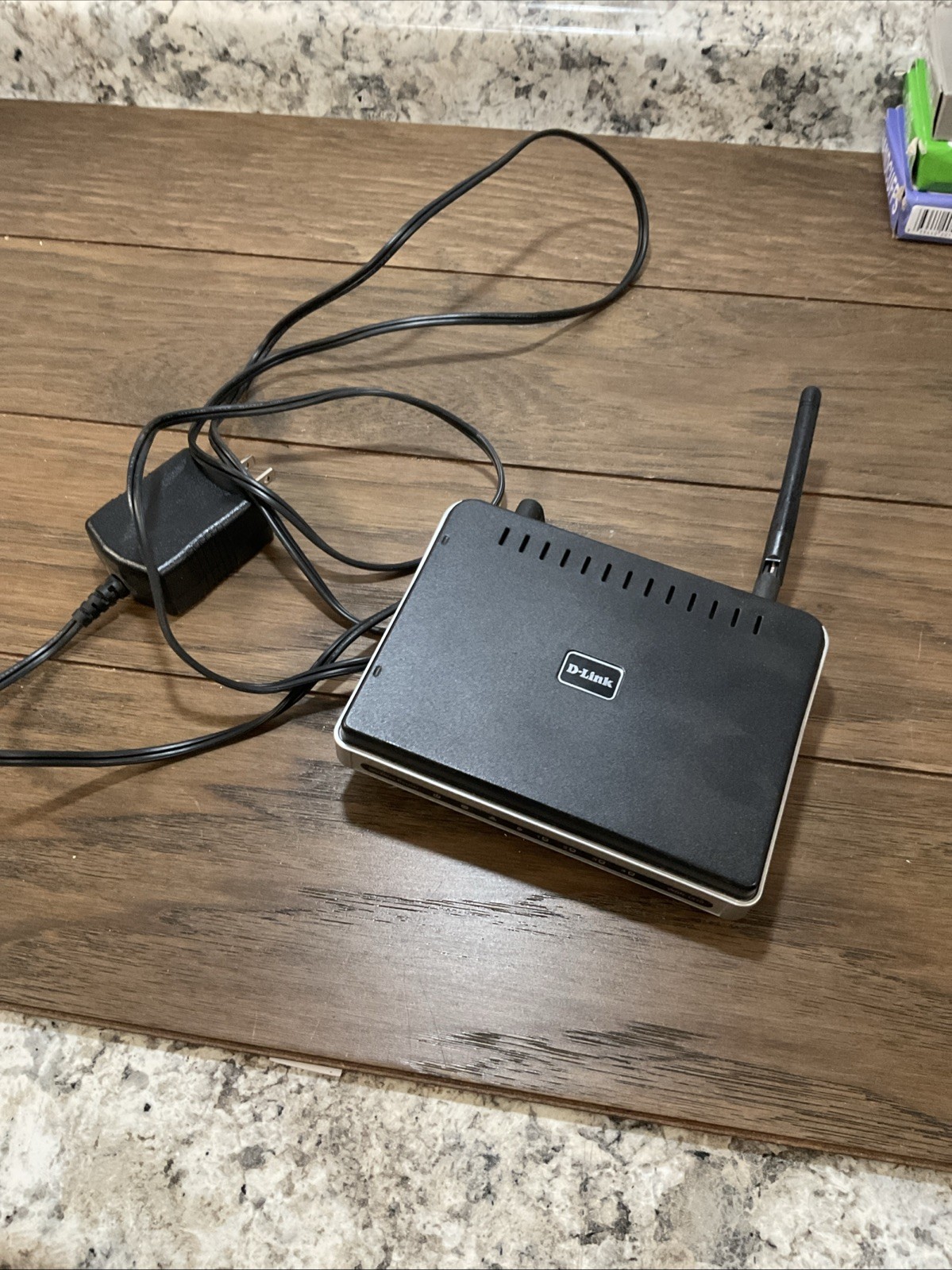 D-Link WBR-1310 54 Mbps 4-Port 10/100 Wireless G Router