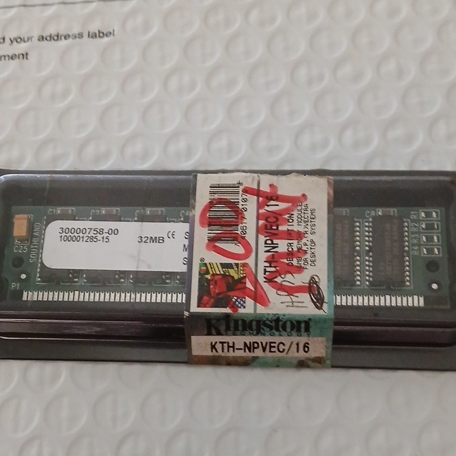 Kingston 32MB 168-Pin DIMM SDR SDRAM PC-100 ECC RAM KTH-NPVEC/16
