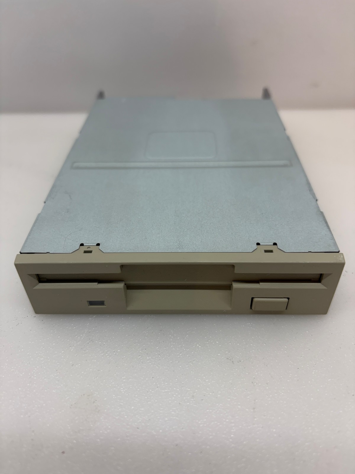 TEAC FD-235HF A240-U5 FDD 3.5" Beige 