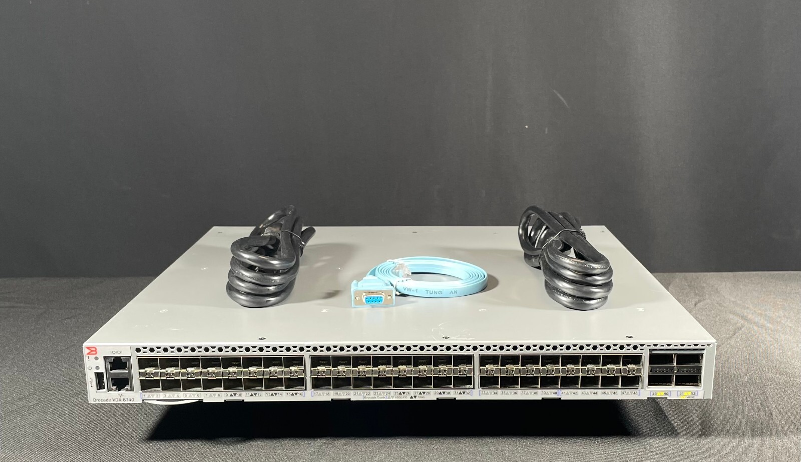 Brocade VDX 6740 Series BR-VDX6740-24-F 48 Port Managed Switch w/2x AC-Fast Ship