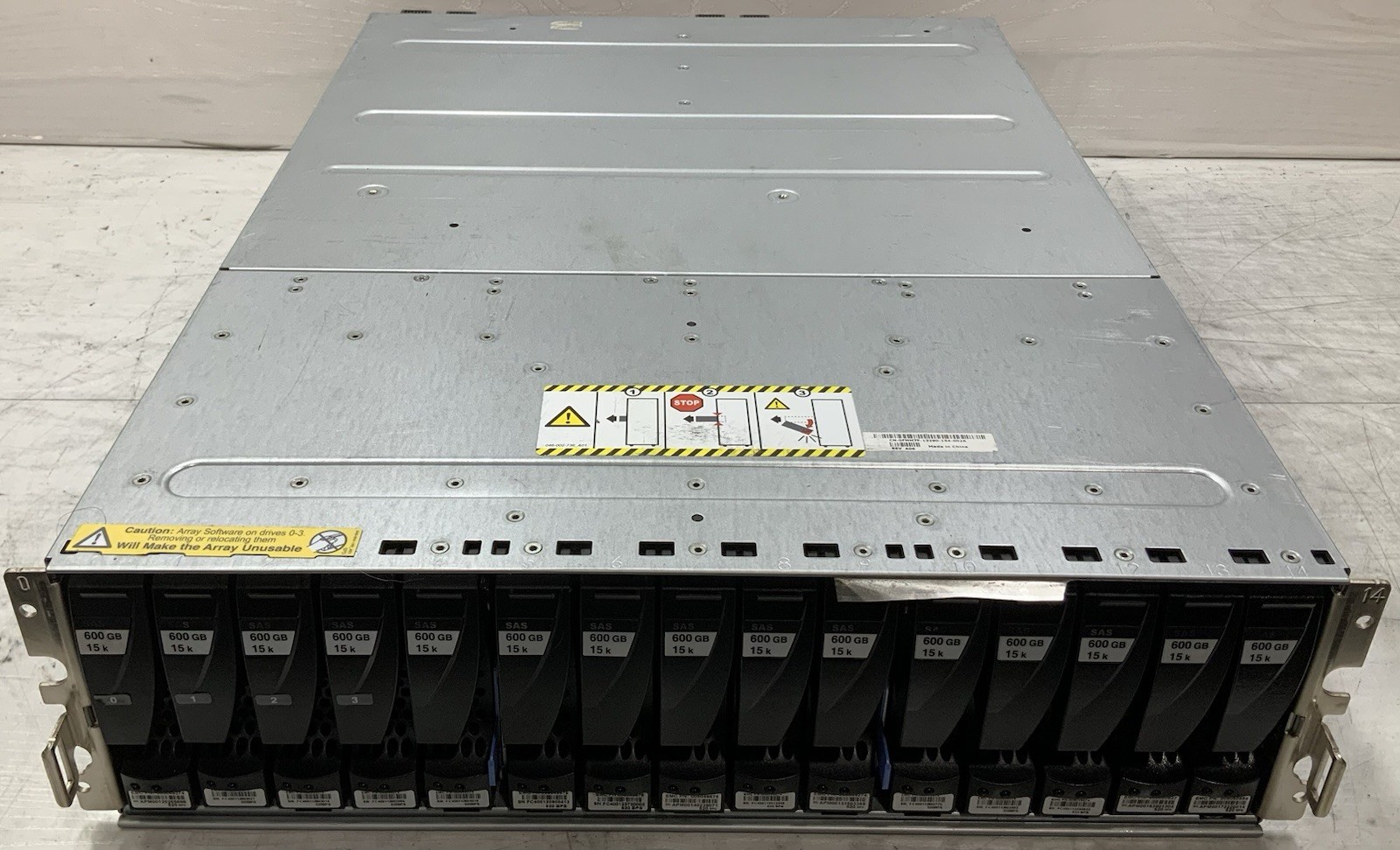 EMC STPE15 Hard Drive Storage Array w/ 15 Caddies PN: 900-567-001 No HDDs