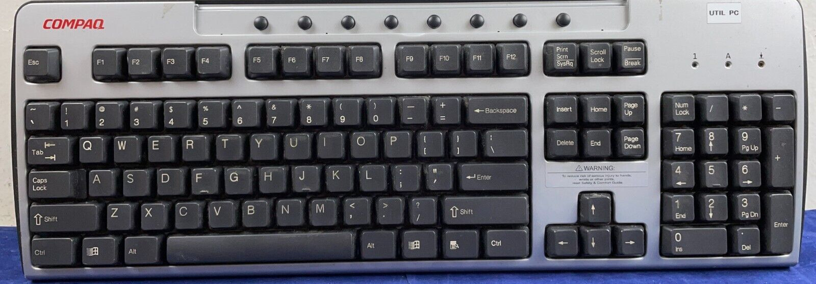 COMPAQ KB-0133 265987-008 271122-001 PS/2 Wired Keyboard