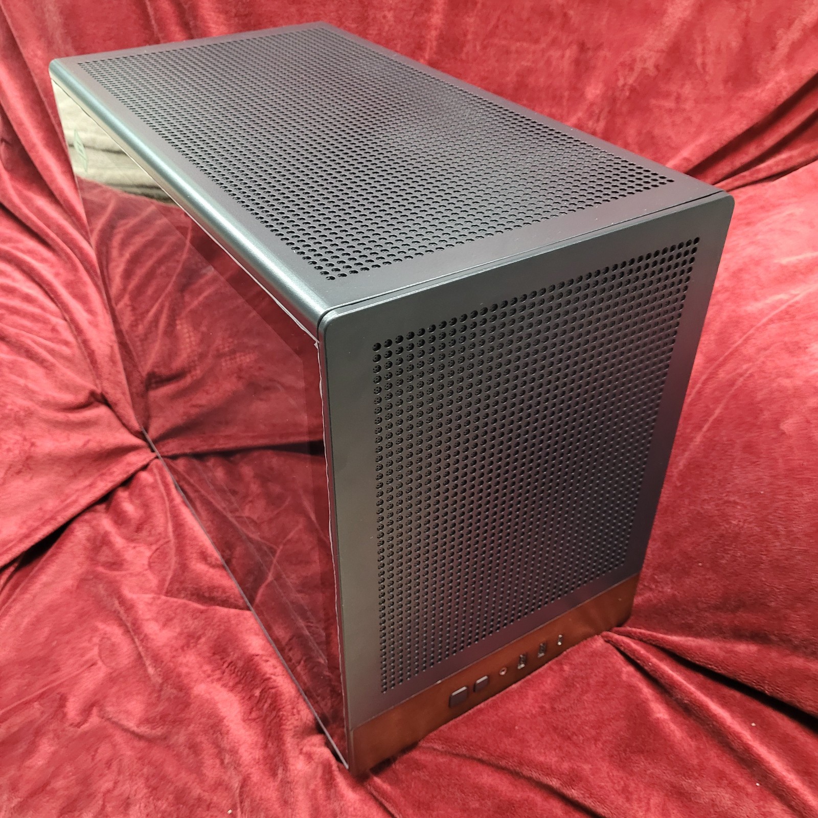 Custom built PC STEAM OS - Brand New