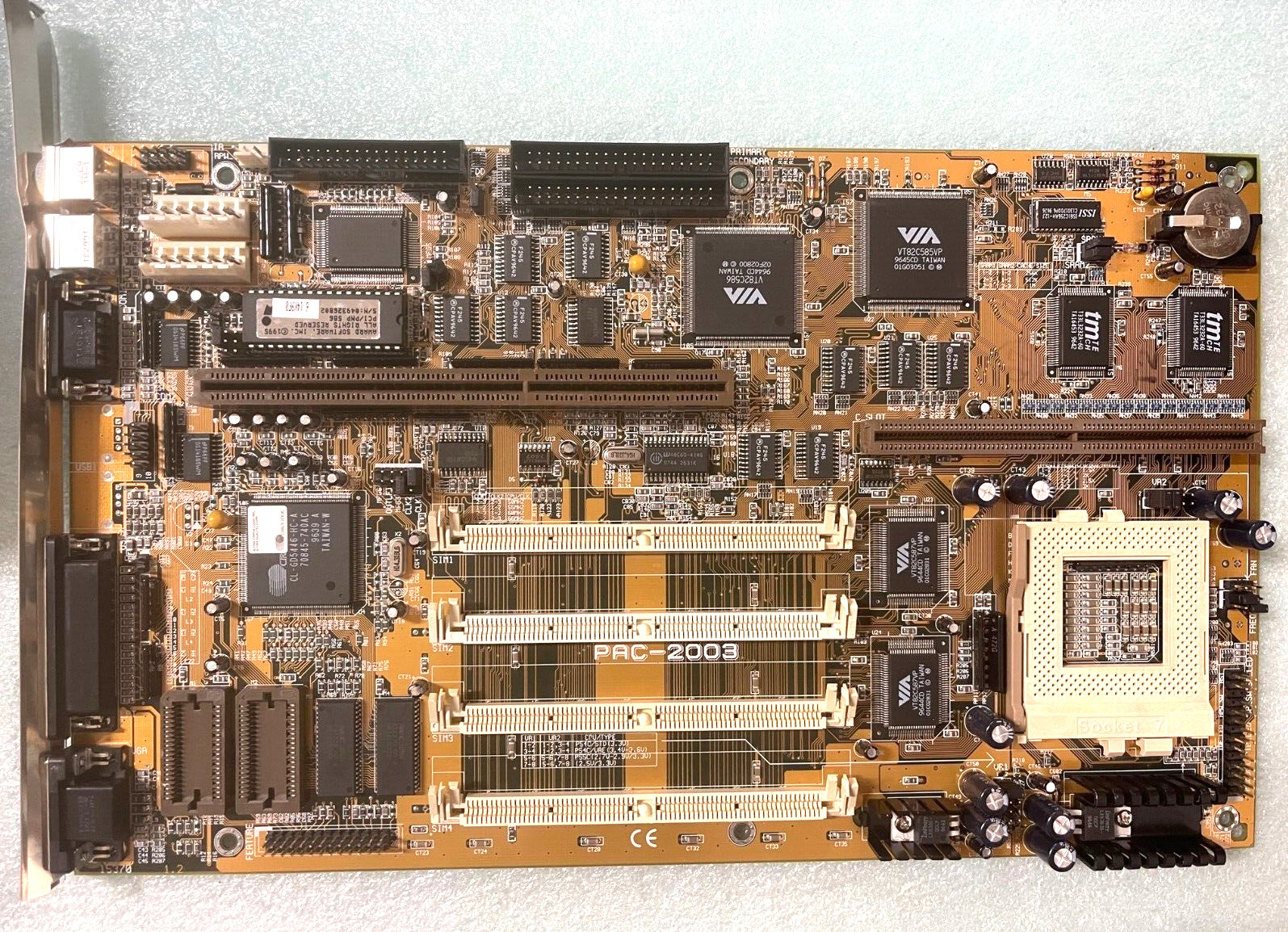 RARE VINTAGE FIC PA-2003 VIA VT82C580VP PENTIUM MMX SOCKET 7 LPX MOBO VGA MBMX62