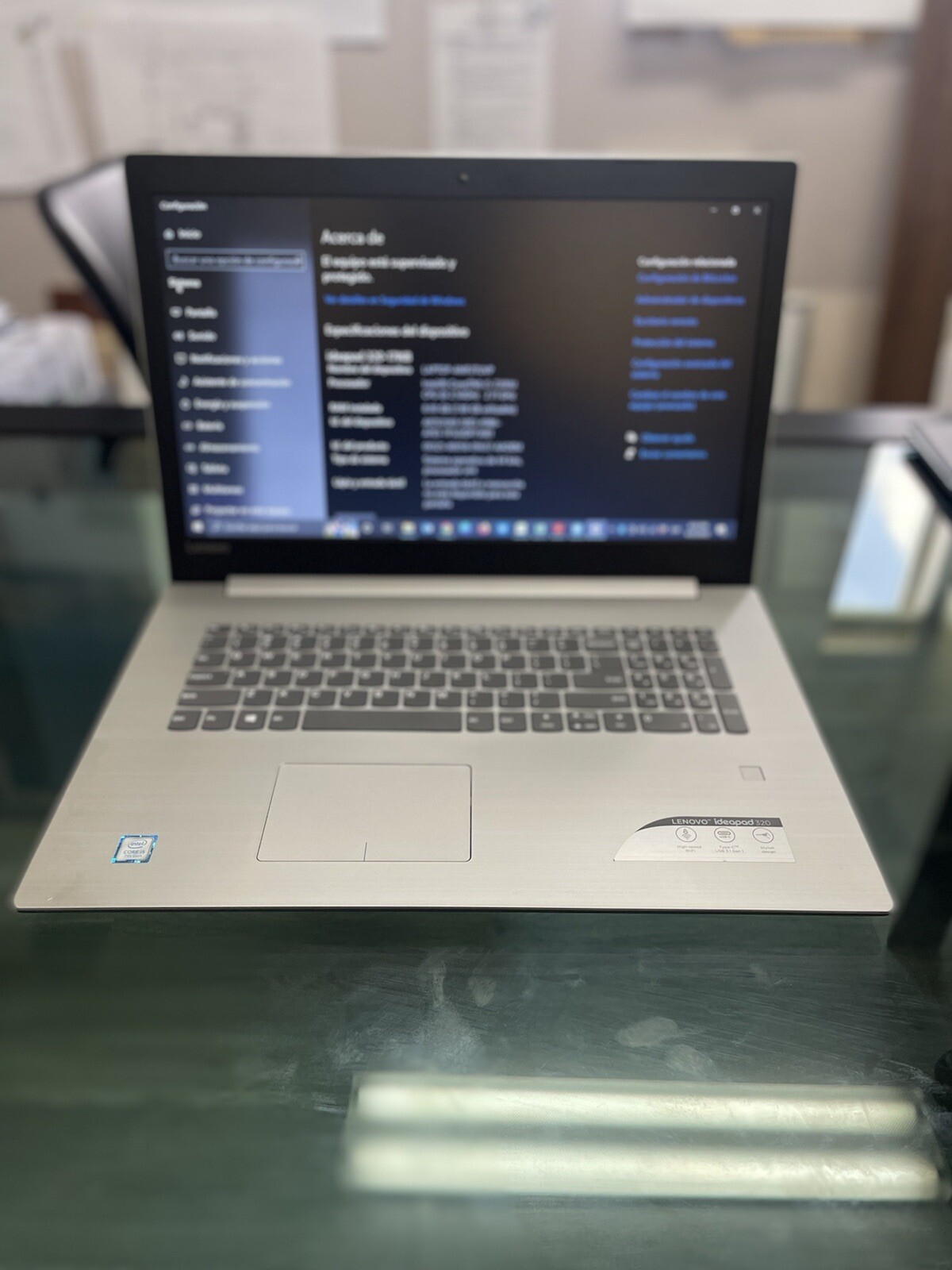 lenovo ideapad 320 17 inch Intel Core i5-7200U 8GB DDR4 1TB Windows 10