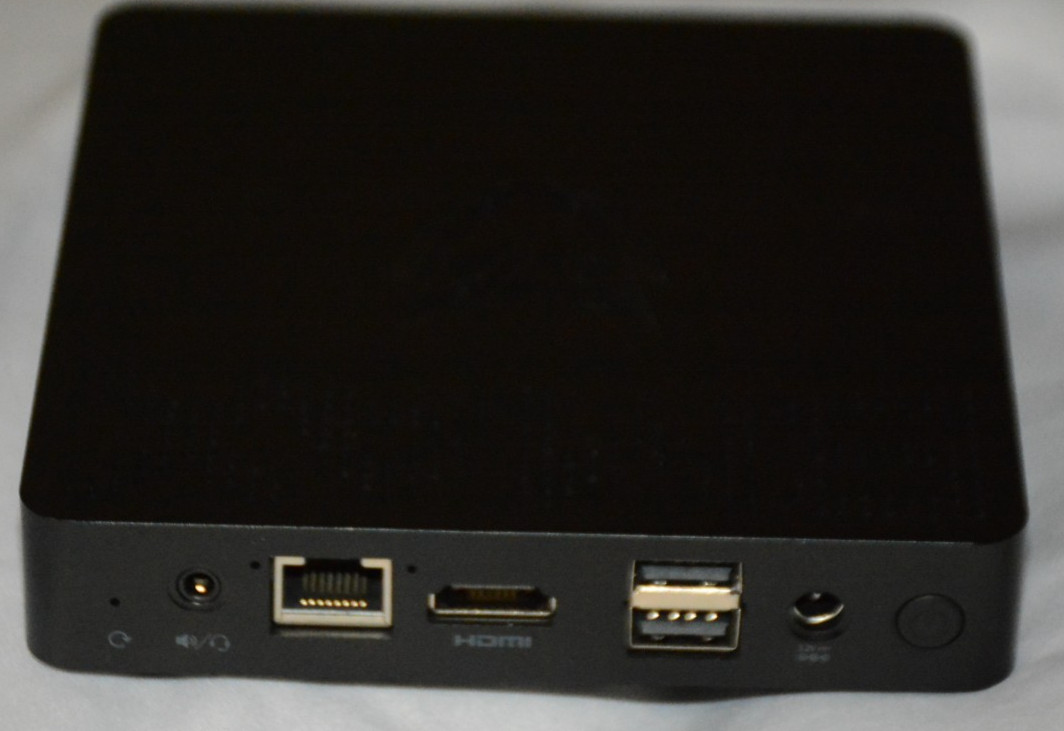 BMAX   b1 pro mini pc .for parts