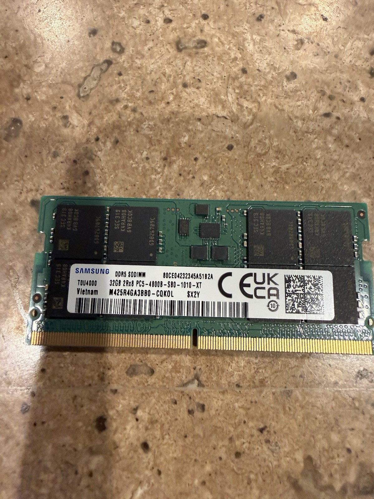 Samsung 32GB DDR5 4800MHz SODIMM Laptop RAM M425R4GA3BB0