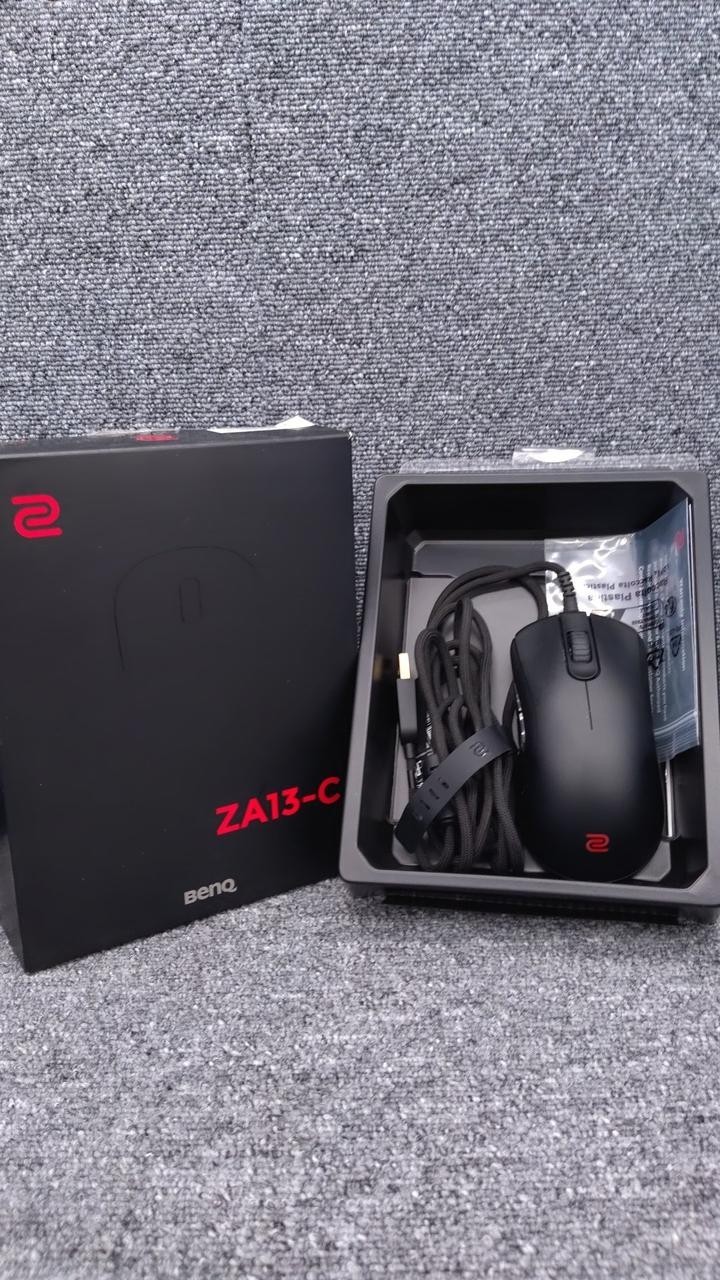 Used BenQ ZOWIE ZA13-C Wired Gaming Mouse Small Right Hand 3360 Sensor Paracord