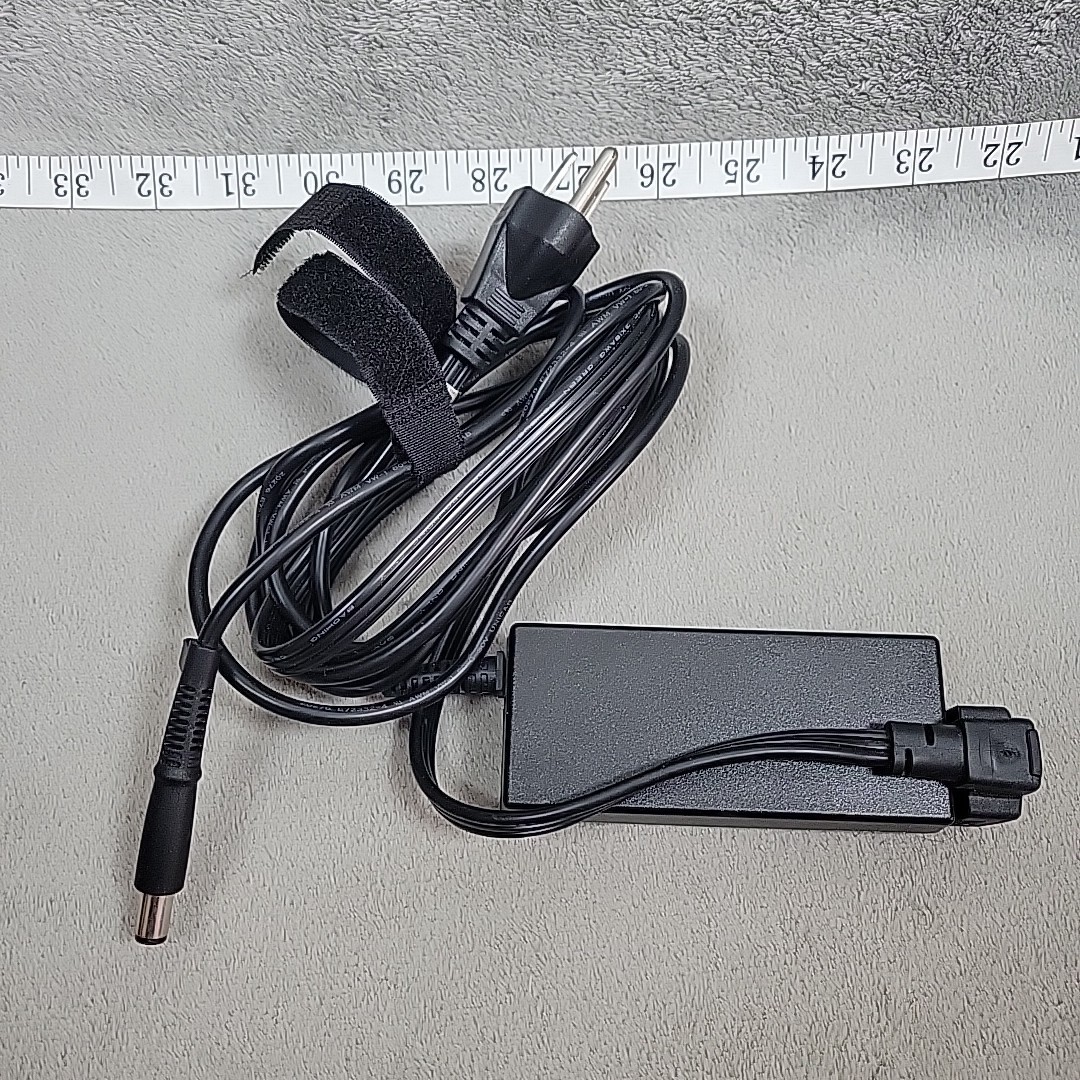 OEM HP PPP009A 19.5V 3.33A 65W Genuine Original AC Power Adapter