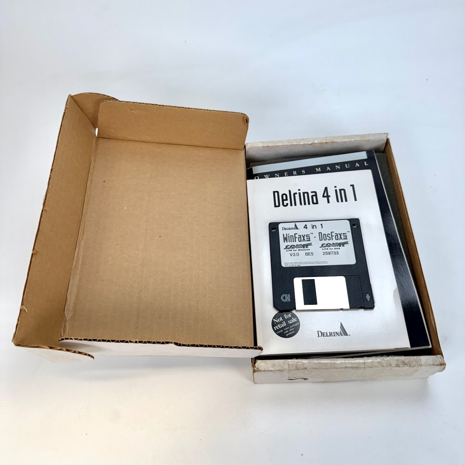 Delrina 4 in 1 WinFax Lite DOSFax Lite Users Guide Version 3.0 Vintage Computing