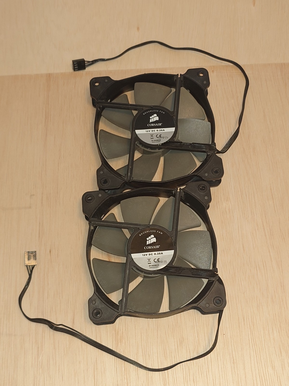Corsair Brushless Case Fan 2-Pack 12V 0.28A Black Computer Case MPN 31-003606