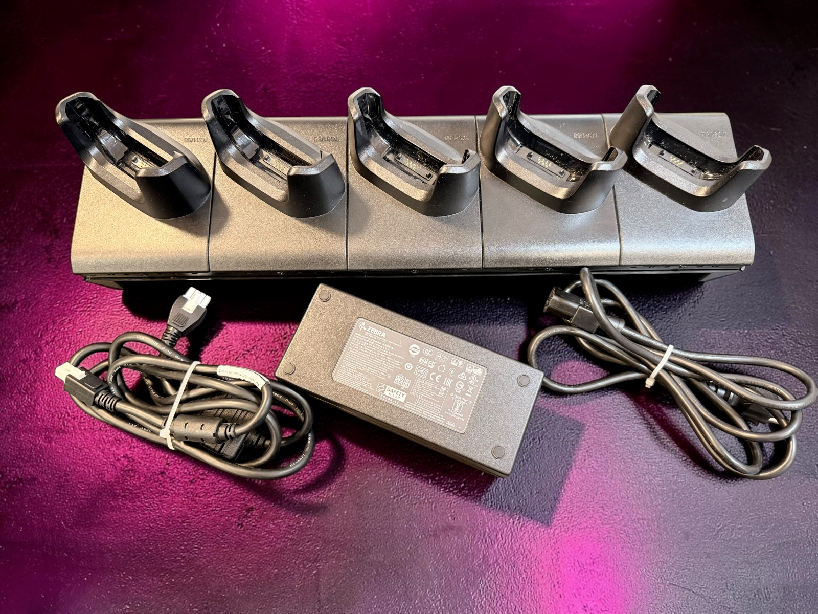 Used Zebra CRD-TC51-5SCHG1-01 5-Slot TC5x Charging Cradle Kit SHARECRADLE