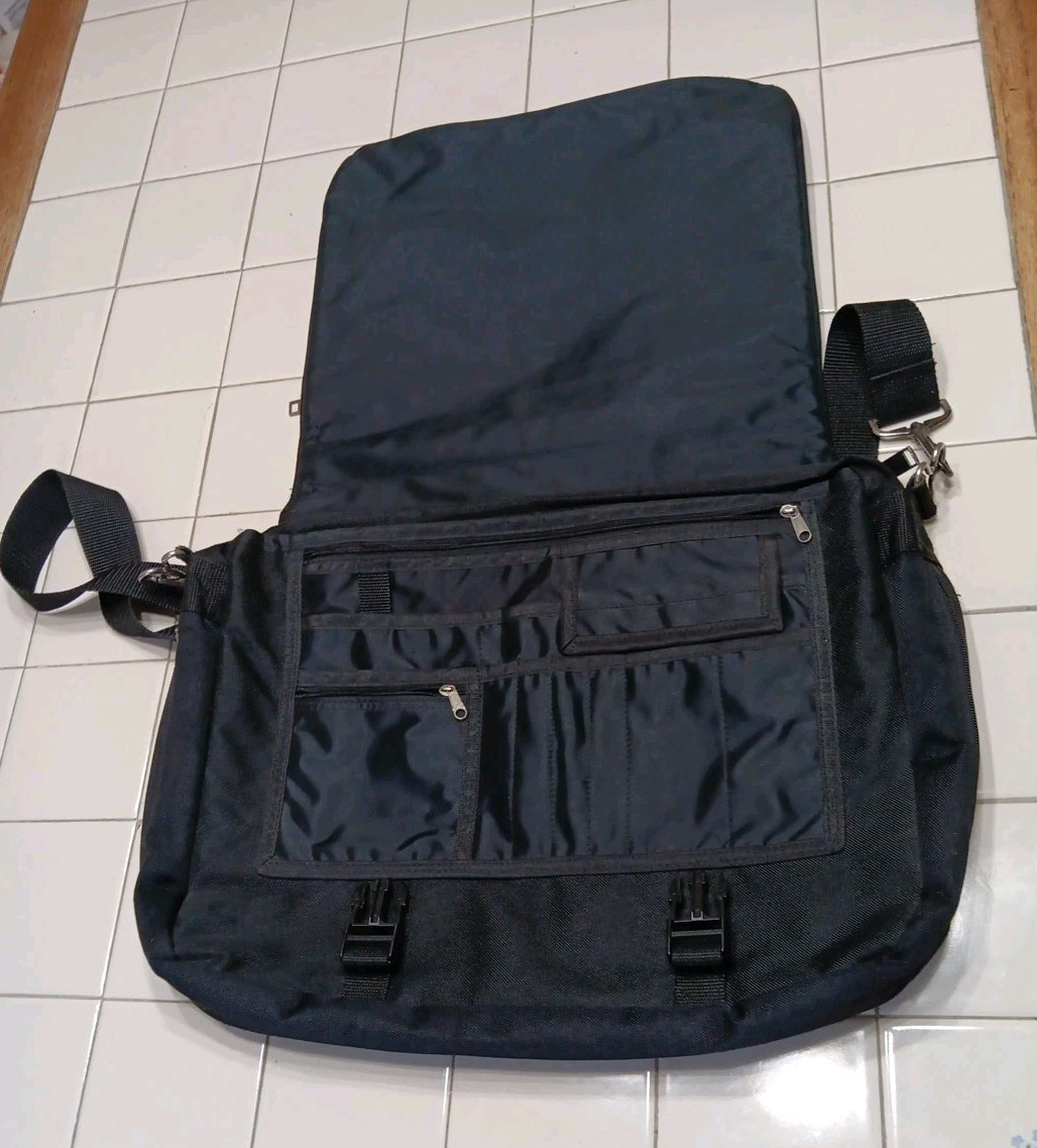 Vintage Laptop Bag BLK Lots Of Compartments Room  Buckles Shoulder Strap Quality