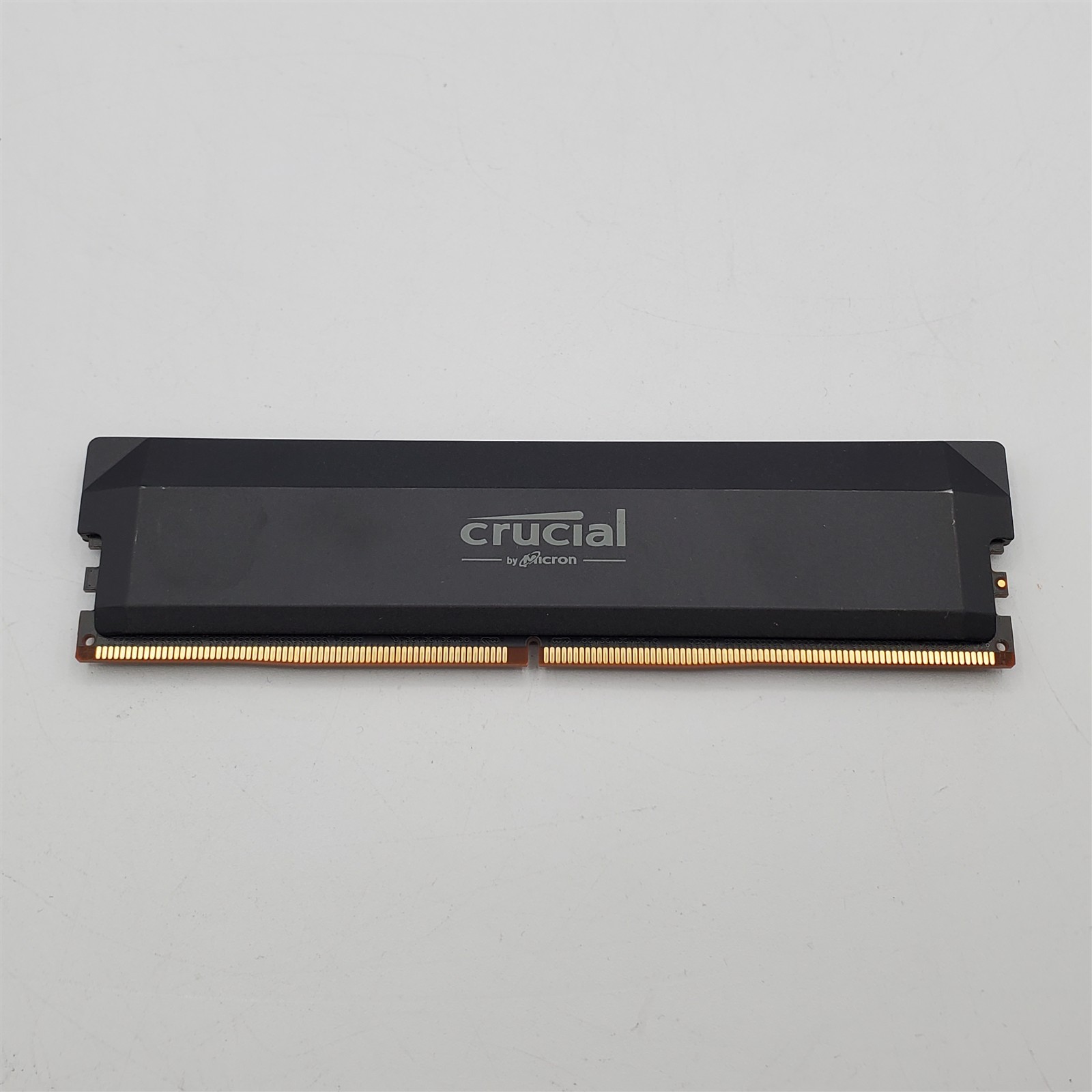 Crucial Pro Overclocking 16GB DDR5 RAM 6400MHz CL38 UDIMM Desktop Memory Black