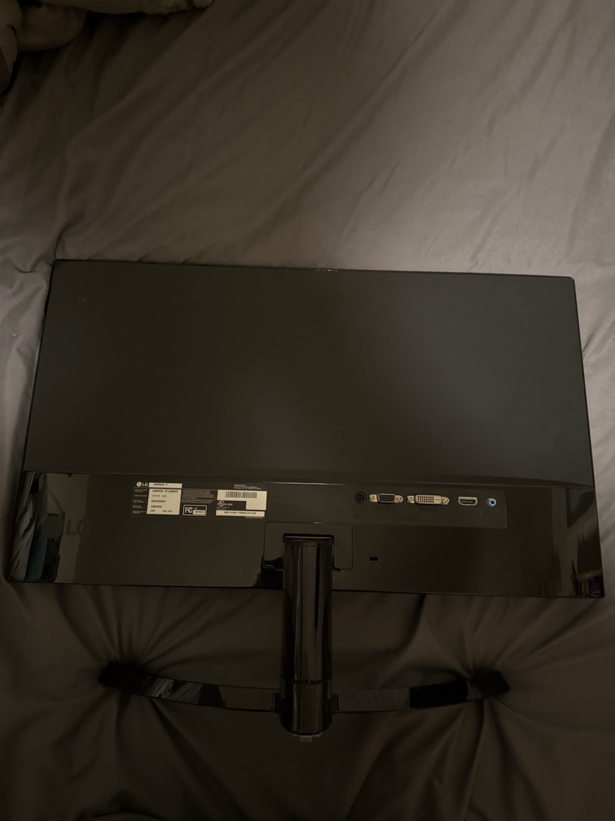LG 24" Full HD IPS LED Monitor with AMD FreeSync (23.8'' Diagonal)