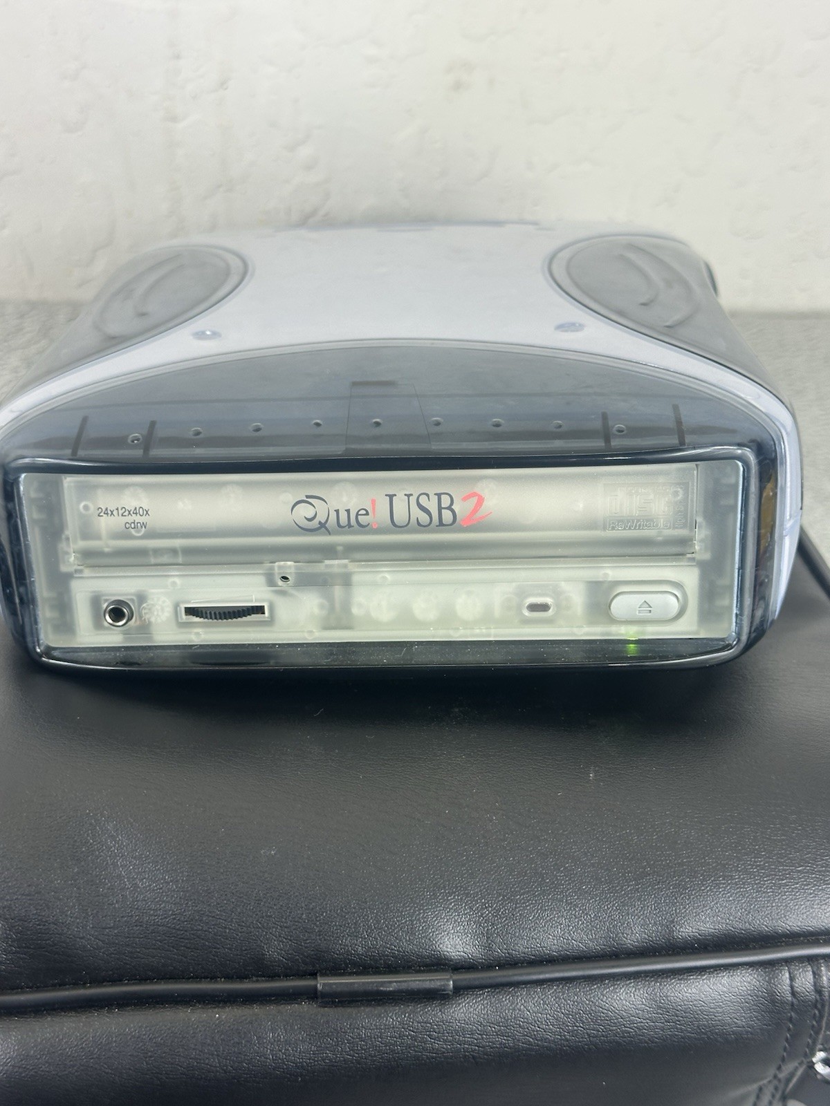 QPS Que QPS-525 USB External Drive CD-RW Writer/Reader 24x12x40x Gray