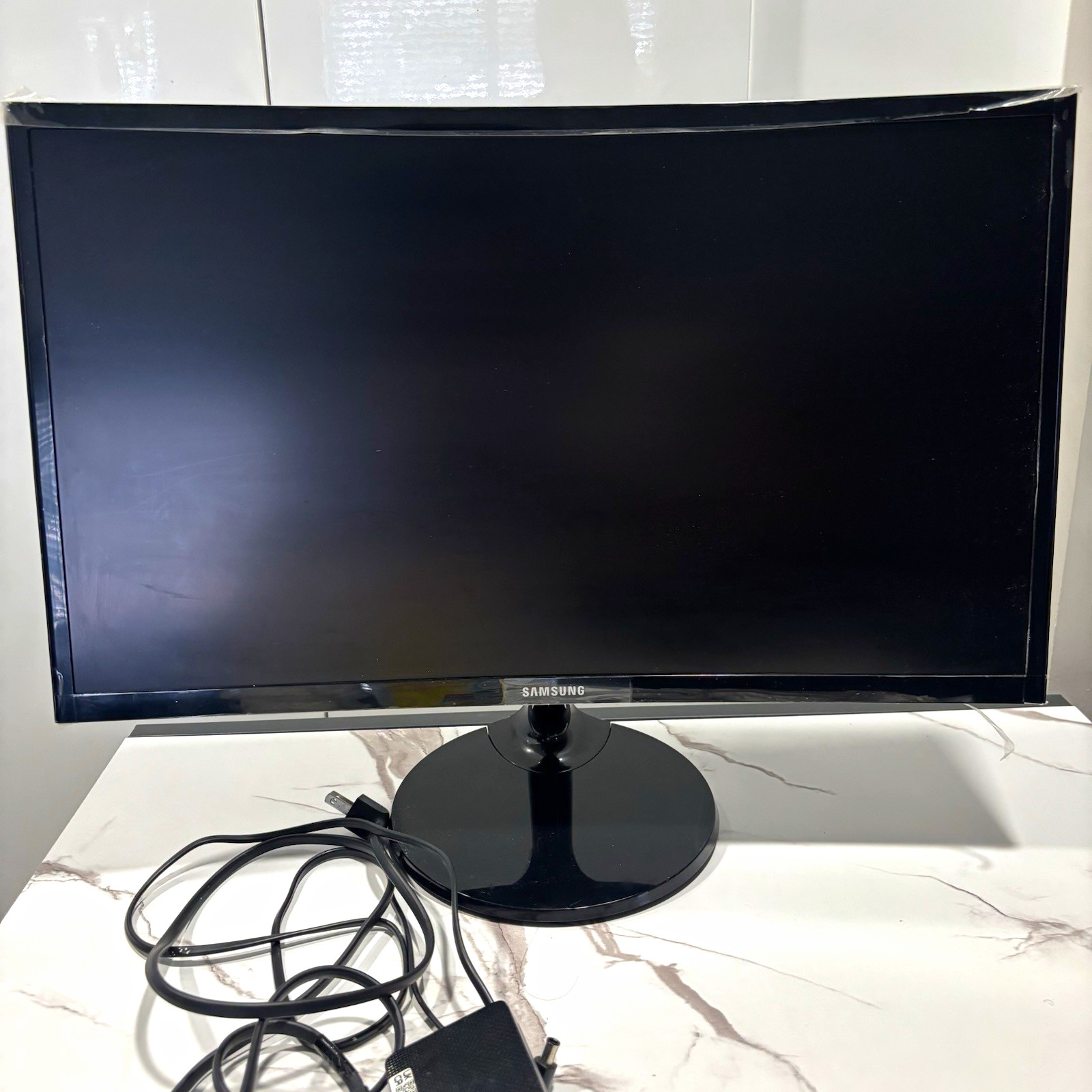 Samsung C24F390FHN 24" Curved FHD LCD 60Hz 4ms HDMI VGA Headphone