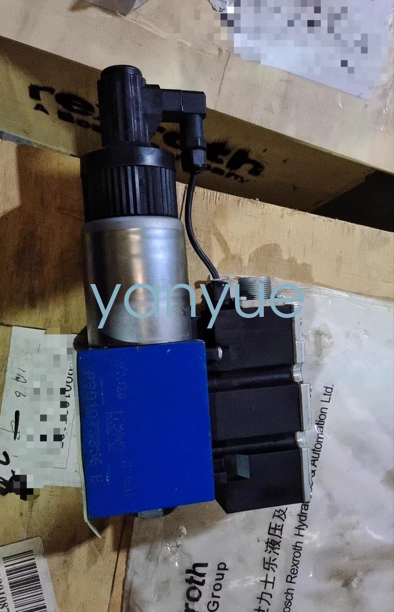 1PCS Rexroth proportional valve R900967790 4WREE 10 EA25-2X/G24K31/A1V