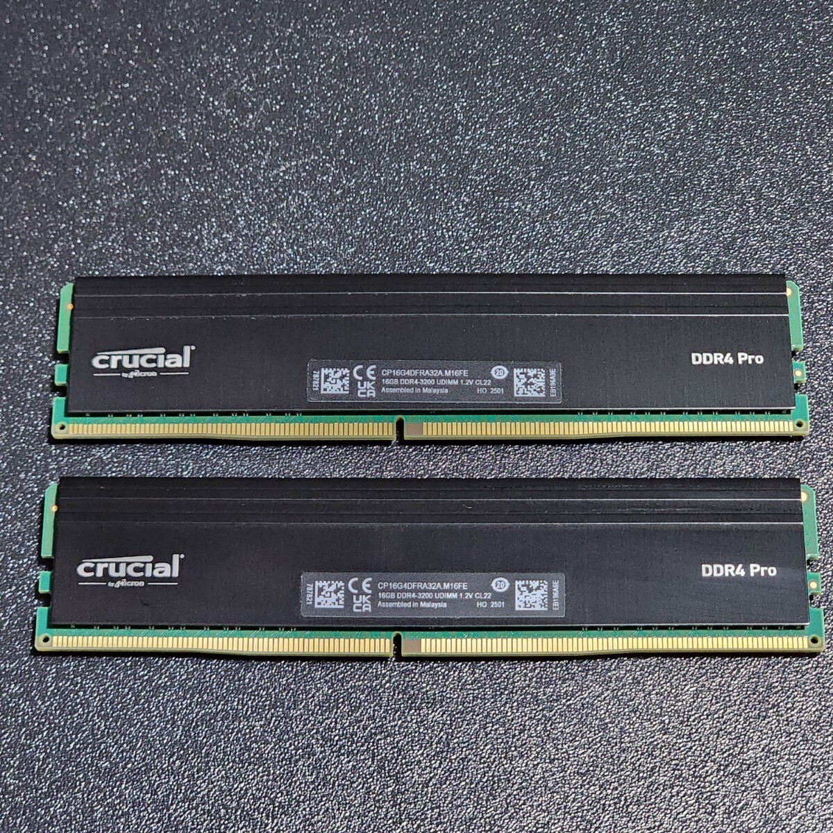 Crucial Pro DDR4 3200MHz 32GB (16GBx2) RAM, tested, minor signs, used