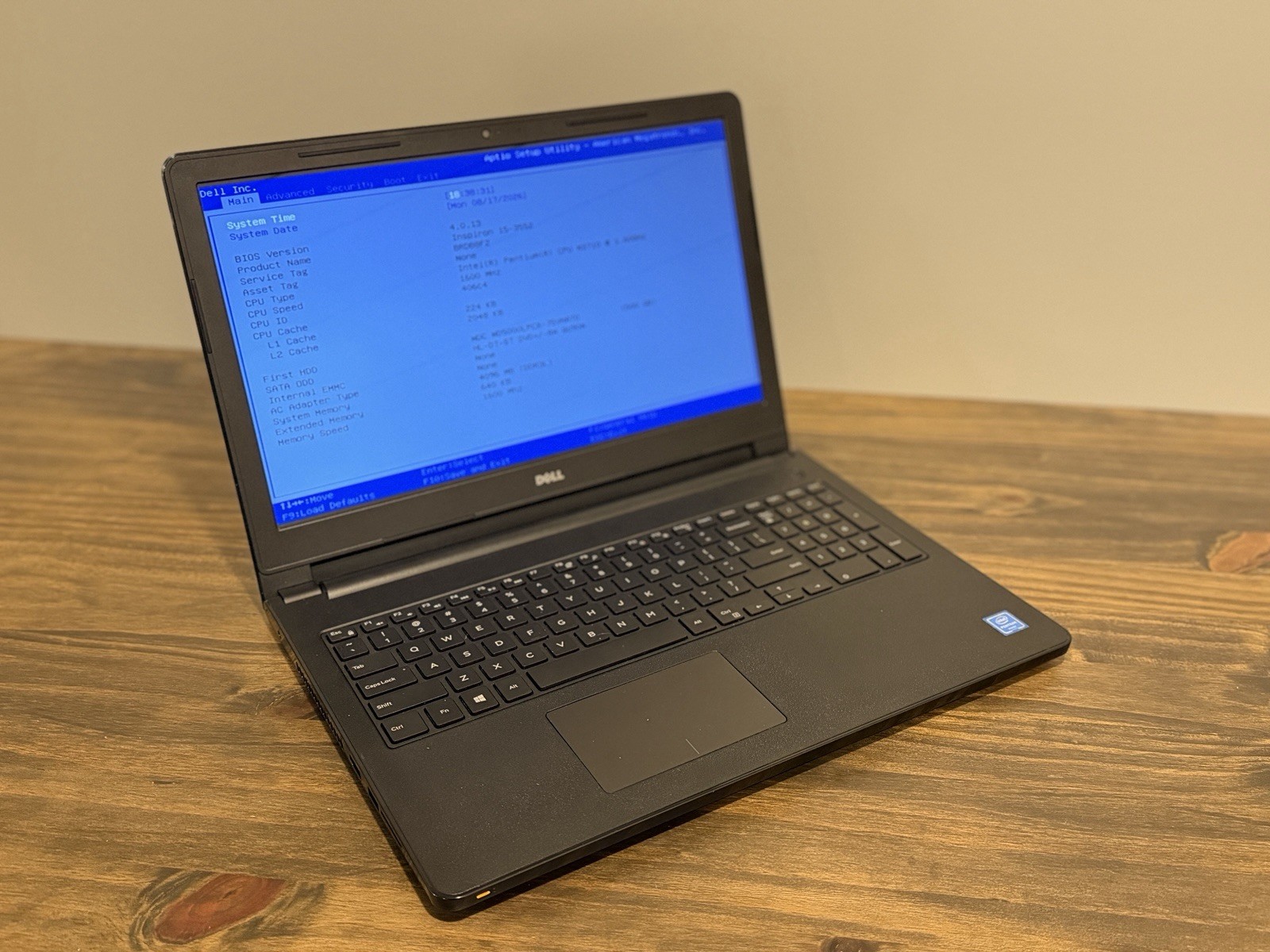 Dell Inspiron 15-3552 1.60GHz Intel Pentium N3710 4 GB RAM 500GB HD[NO OS/CHRGR]