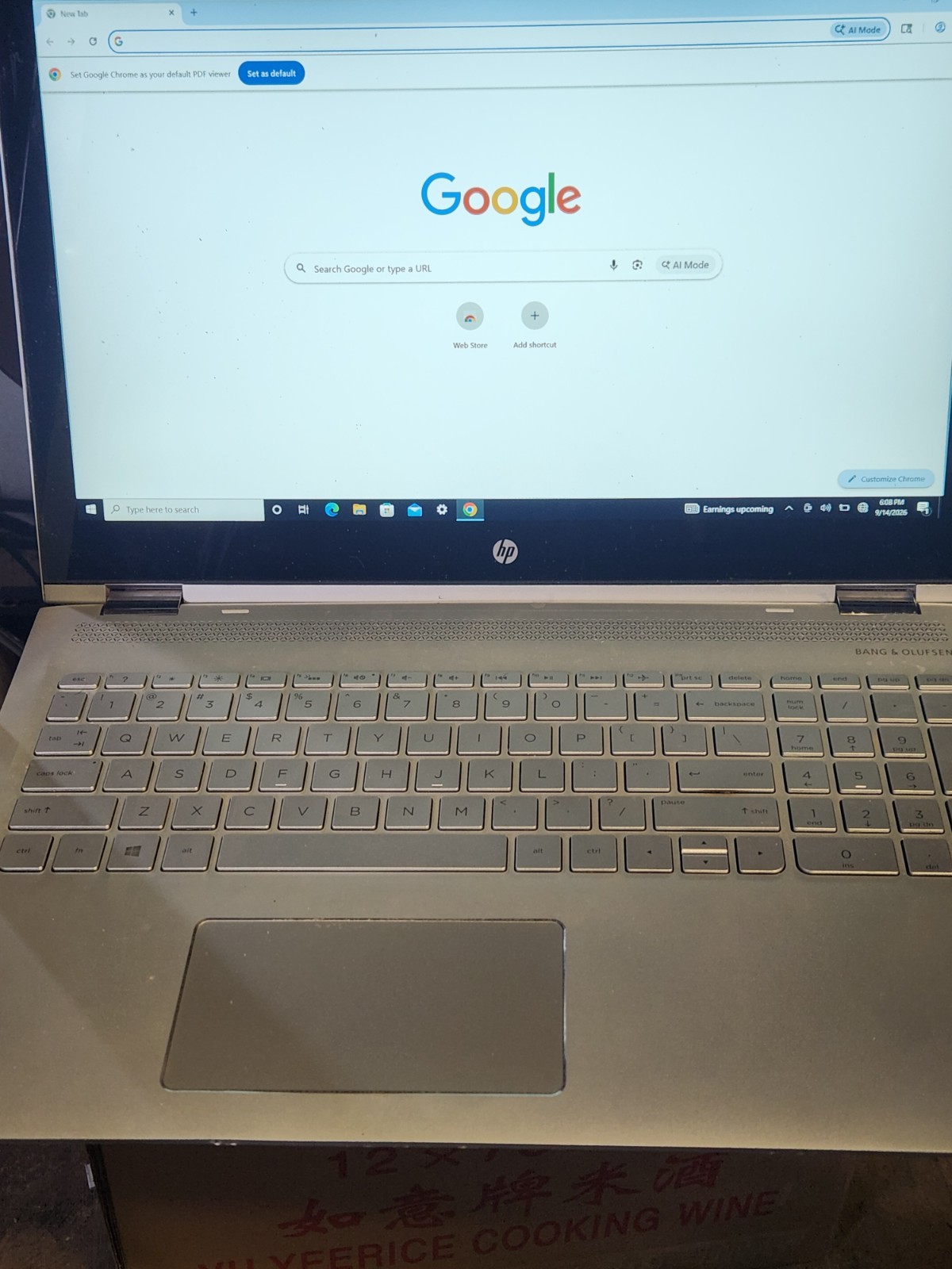 HP ENVY x360 15.6" Touchscreen, 300GB HHD, i5 7th Gen.+ power supply. Runs nice 