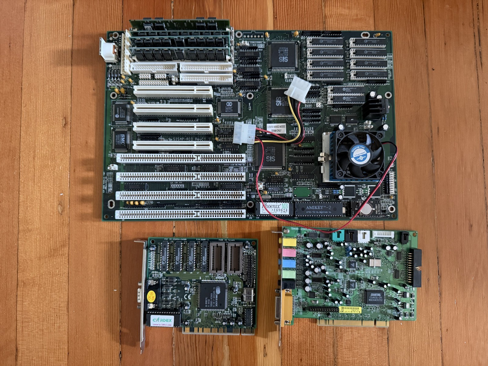 ECS SI54P AIO Socket 5 Vintage Motherboard + VGA + Sound Blaster + Pentium Gold