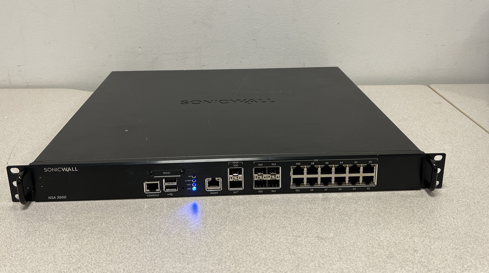 Dell SonicWall NSA 3600 Network Security Appliance Firewall 1RK26-0A2