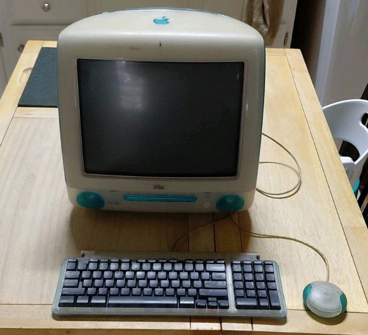 Vintage 1999 Apple iMac G3 Turquoise Desktop PC M5521 350MHz/512K L2/64MB 6GB/CD