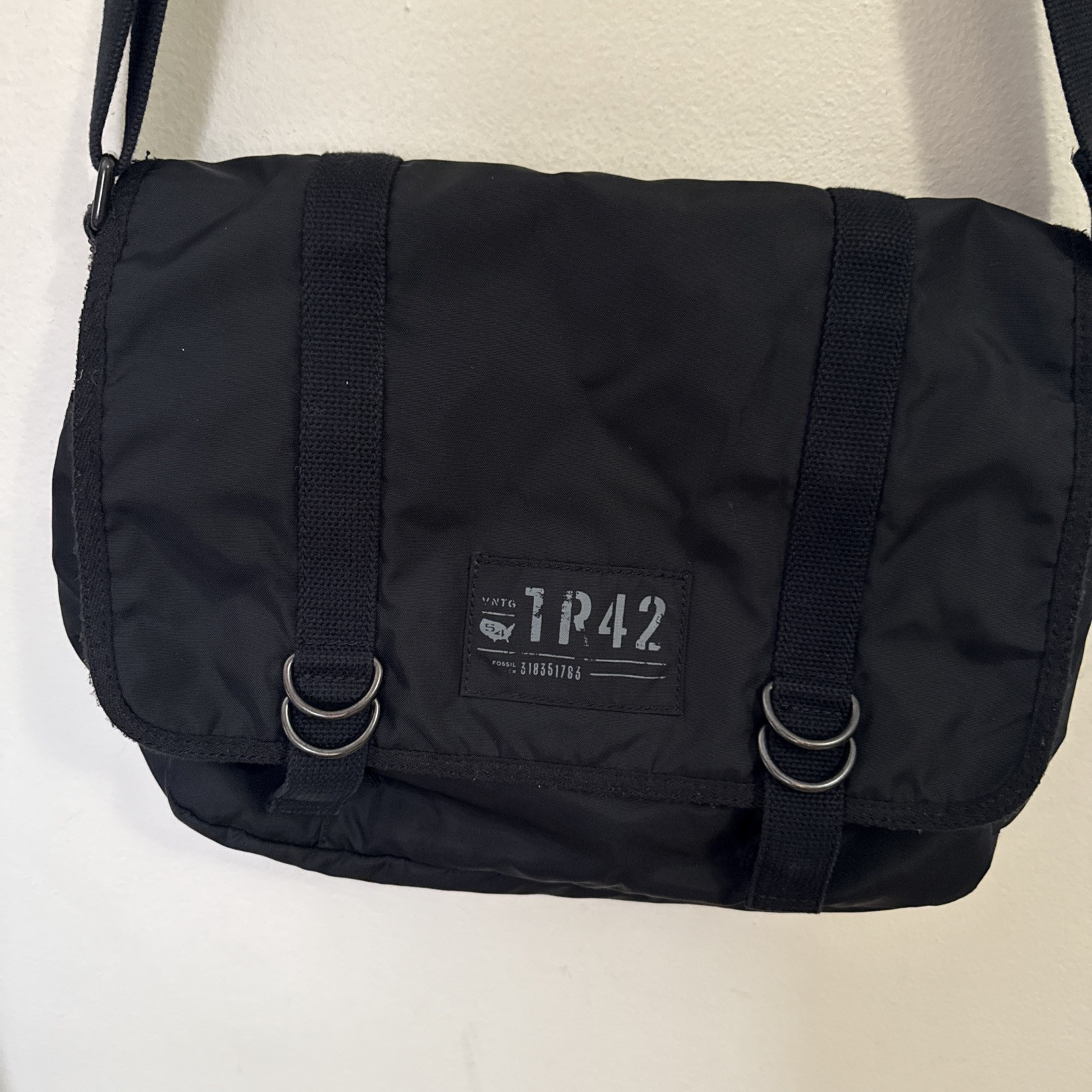 Fossil Commuter 1R42  Messenger Black  Nylon Laptop Computer Bag