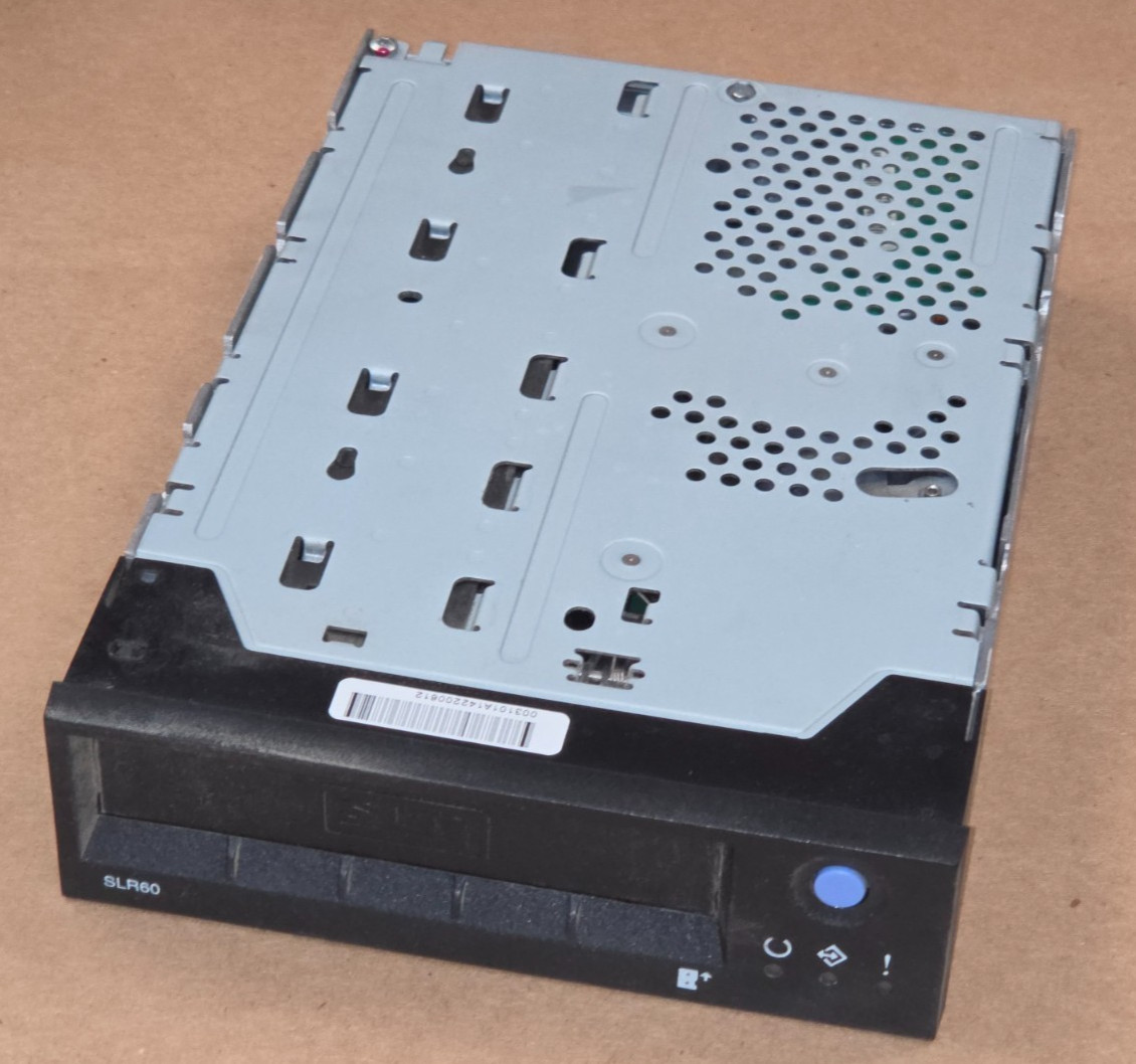 IBM 6384 QIC Tape Drive SLR60 30/60GB 1/4" Internal SCSI cleaned, tested, ready