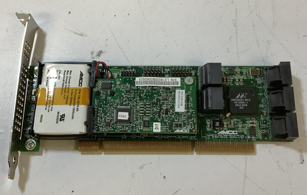 AMCC 9550Sx-4/8LP SI-Port SATA PCI RAID Controller Card Q6A
