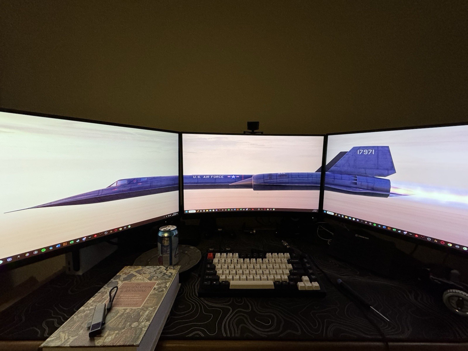 3x MSI monitors (Monitors only)