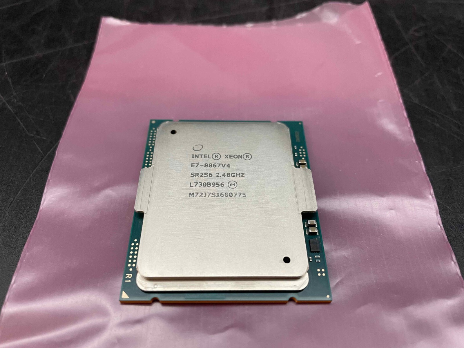 HPE SPS-CPU:2.4GHz 45M/165W/18C E7-8867 BDW, 868057-001