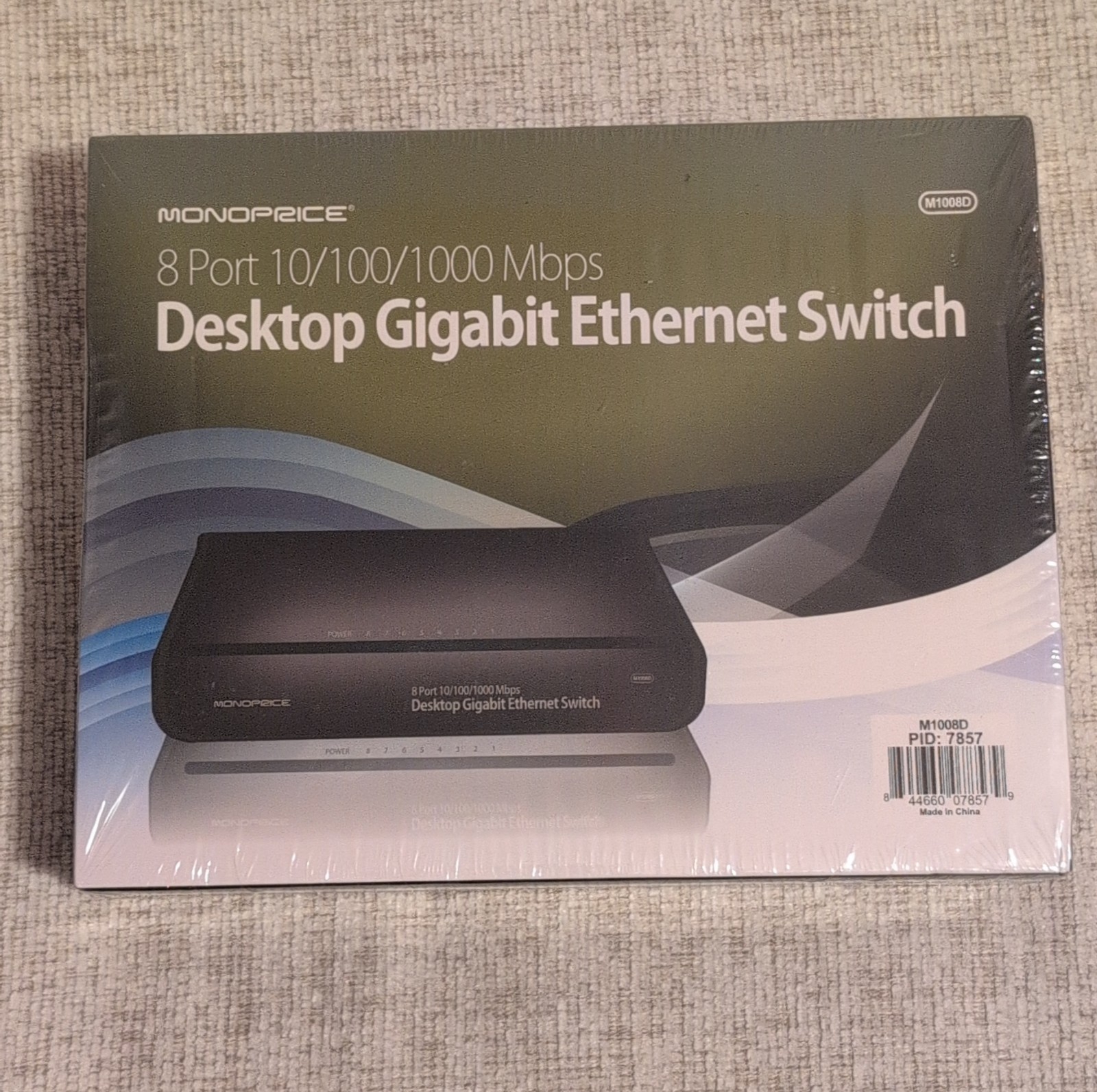 BRAND NEW Monoprice 8 Port 10/100/1000 Mbps Gigabit Ethernet Switch M1008D