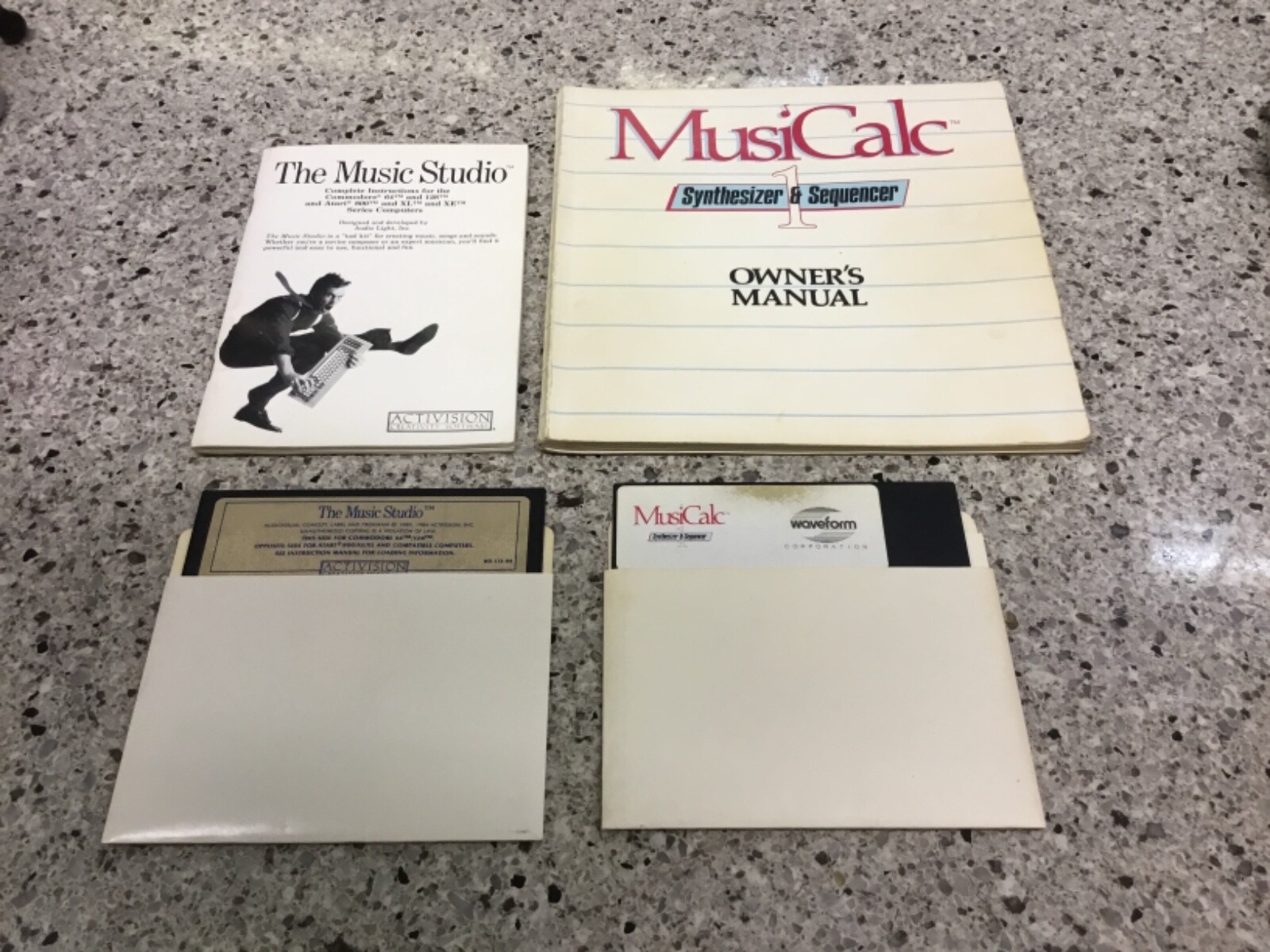 Commodore 64 synthesizer & Sequencer, The Music Studio. Games +manuals. Untested