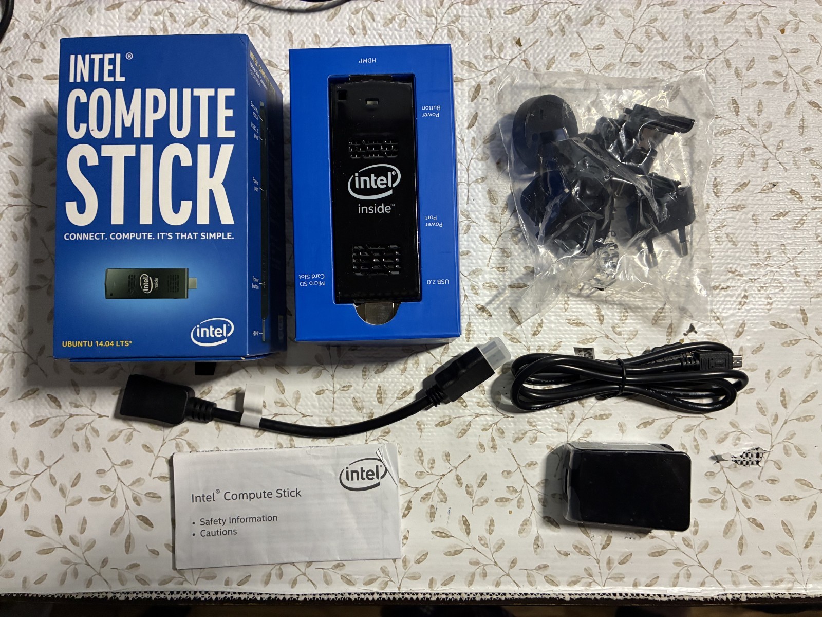 Intel Compute Stick STCK1A8LFC 8GB Storage, 1GB memory, Ubuntu 14.04 New In Box