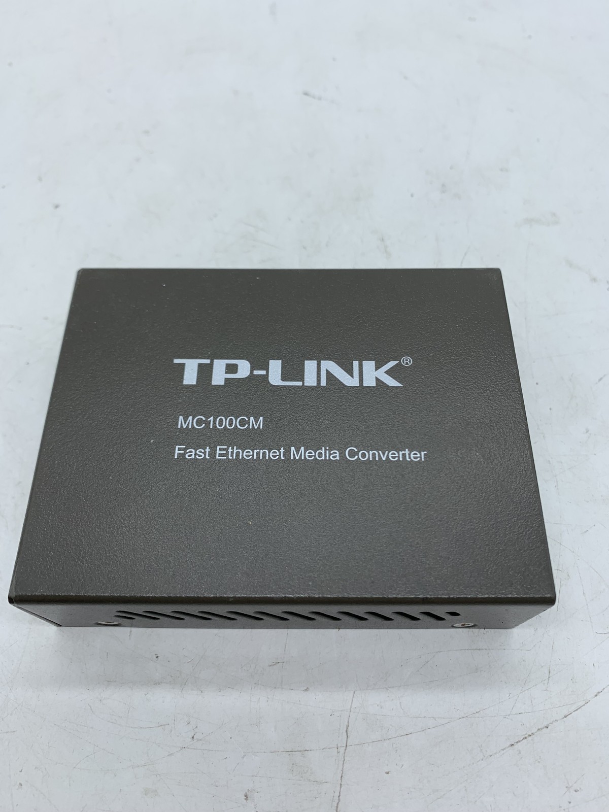 TP-LINK MC100CM Fast Ethernet Media Converter No cables ~ 