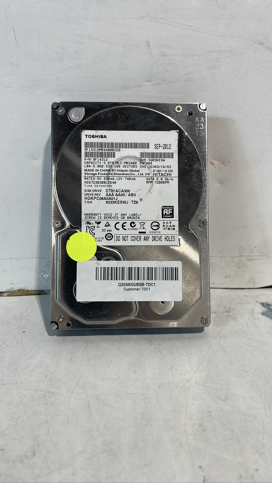 Toshiba DT01ACA300 3TB SATA 6Gb/s 7200RPM 64MB 3.5" HDD Internal Hard Drive
